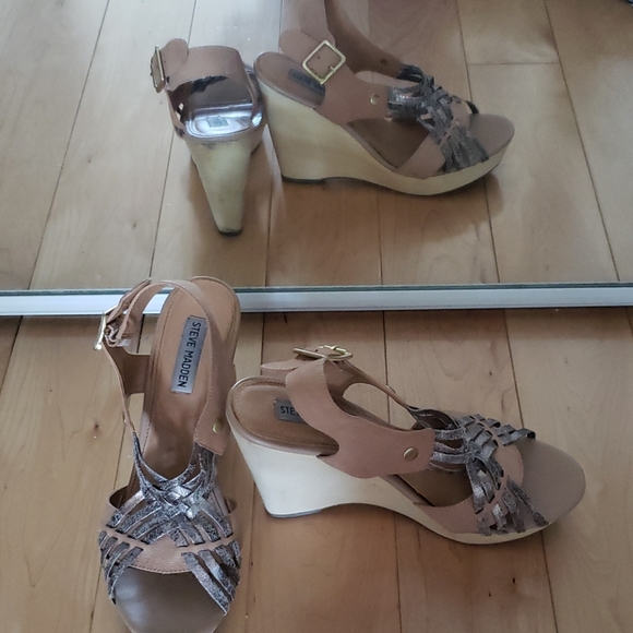 Steve Madden platform sandals - Picture 3 of 5
